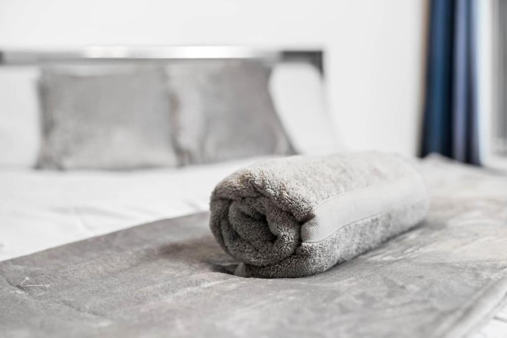 Solihull Retreat- In Heart Of Birmingham- Jlr, Nec , Airport , Wifi , Netflix *